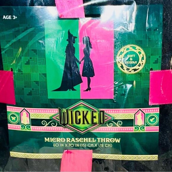 Wicked Silky Faux Fur Throw One Size 60”x 70” Magic Moment Green Pink Black NEW - Picture 6 of 9